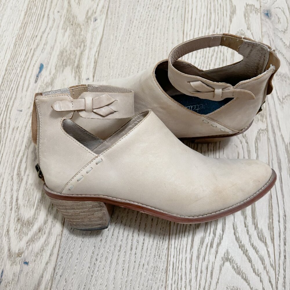 Kelsi Dagger Brooklyn Boots
